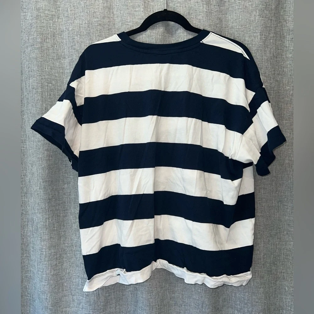 Women's Old Navy tee xlarge